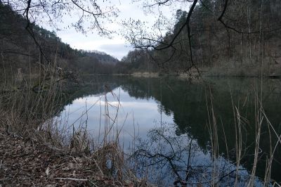 Po občerstvení u Grobiána již u rybníku Kačírek
